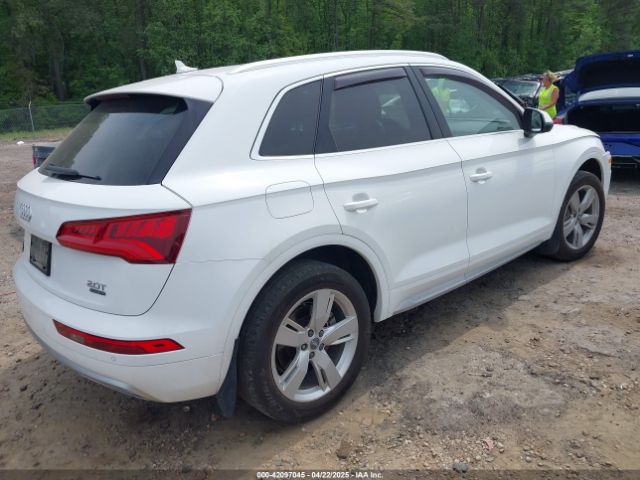 WA1BNAFYXJ2041670 Audi Q5 2.0t Premium/2.0t Tech Premium