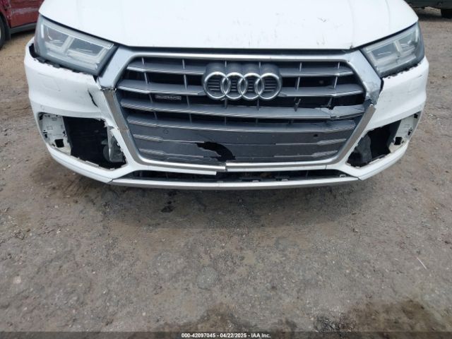 WA1BNAFYXJ2041670 Audi Q5 2.0t Premium/2.0t Tech Premium