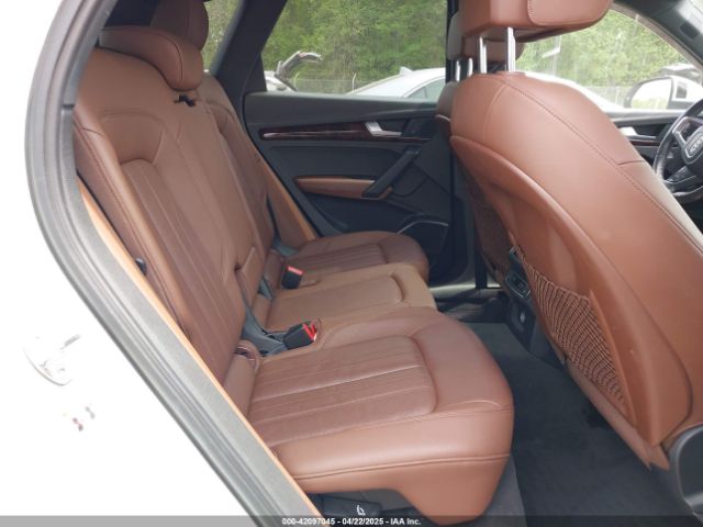 WA1BNAFYXJ2041670 Audi Q5 2.0t Premium/2.0t Tech Premium
