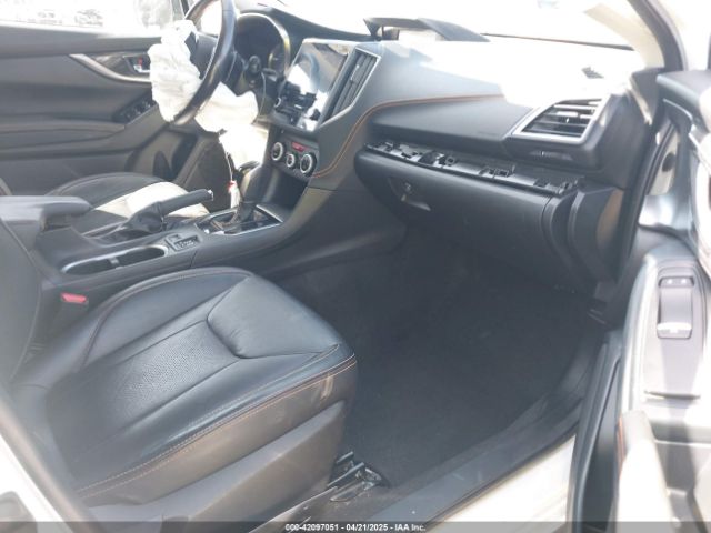 JF2GTAMC4L8233581 Subaru Crosstrek Limited