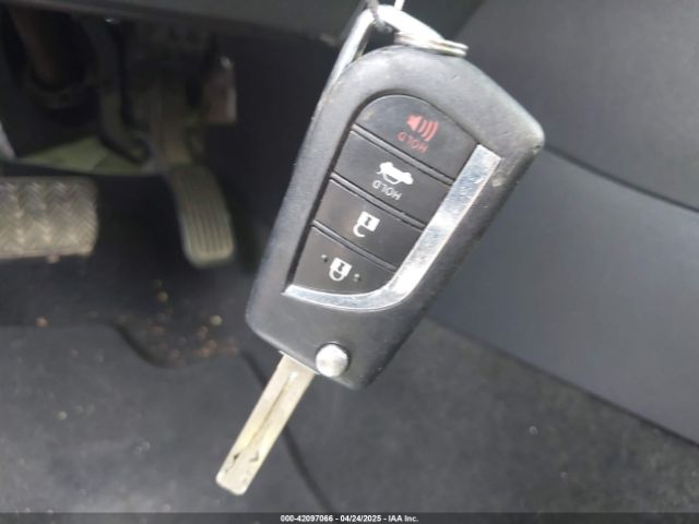 JTDEPRAE4LJ043254 Toyota COROLLA LE