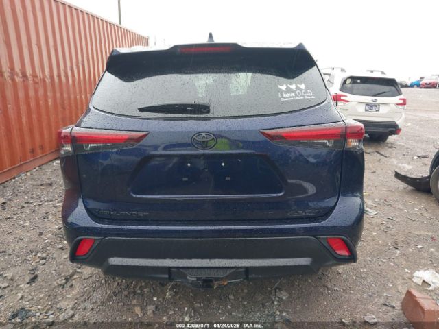 5TDKDRBH7SS578651 Toyota Highlander Xle