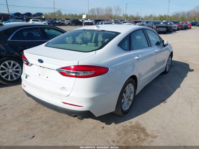 3FA6P0HD6KR265995 Ford FUSION SE