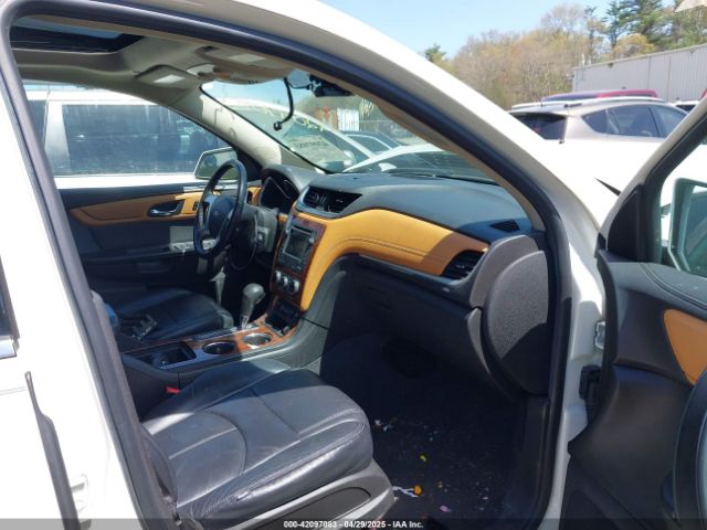 1GNKVHKD6EJ226934 Chevrolet Traverse 2lt