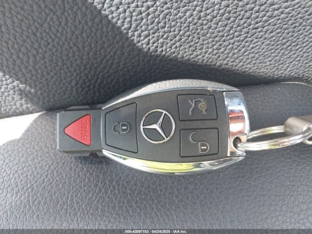 WDCTG4GB2KU016861 Mercedes-Benz Gla 250 4matic