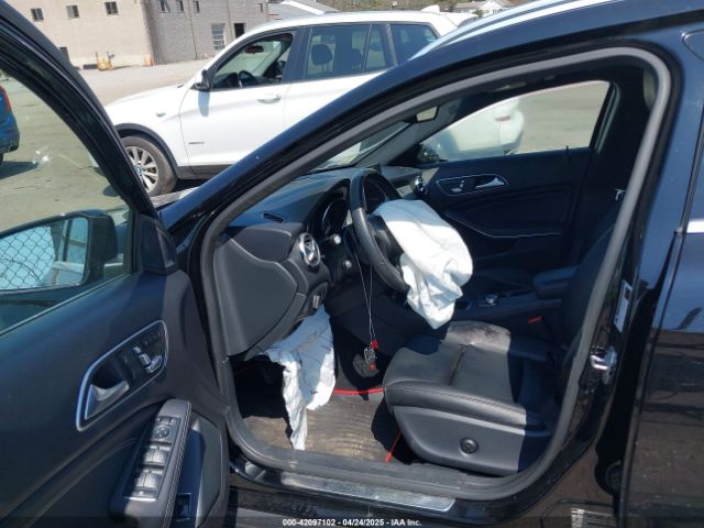 WDCTG4GB2KU016861 Mercedes-Benz Gla 250 4matic