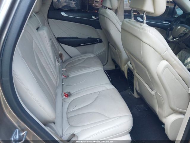 5LMCJ3D93KUL53163 Lincoln Mkc Reserve