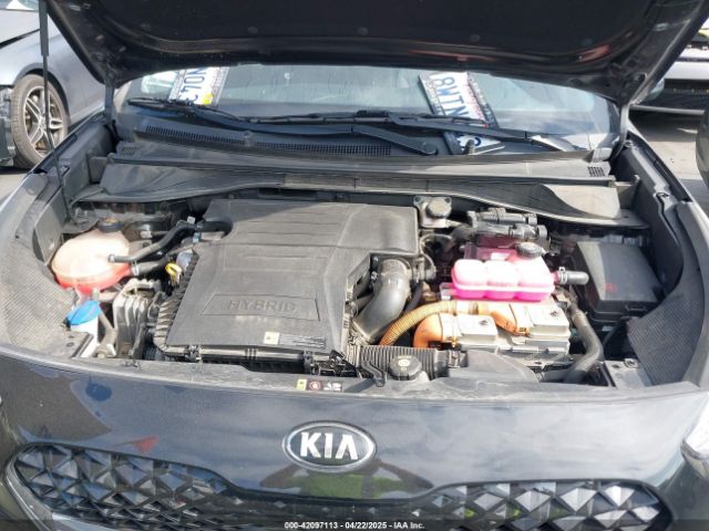 KNDCB3LC9M5475783 KIA NIRO LX