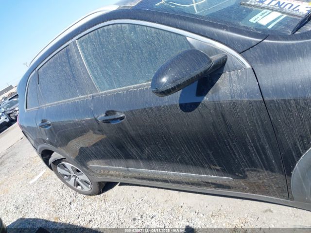 KNDCB3LC9M5475783 KIA NIRO LX
