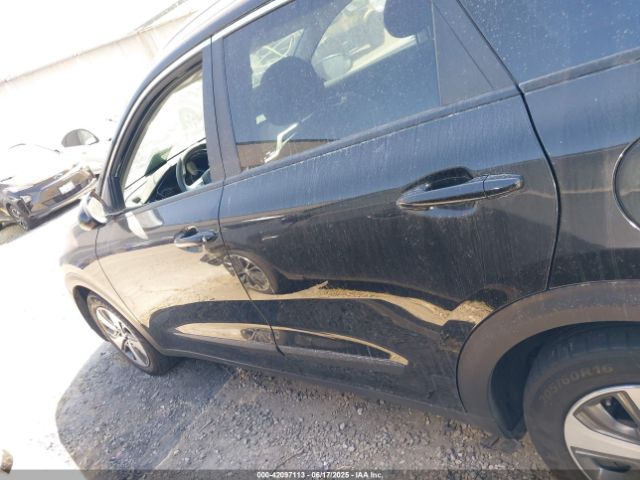 KNDCB3LC9M5475783 KIA NIRO LX
