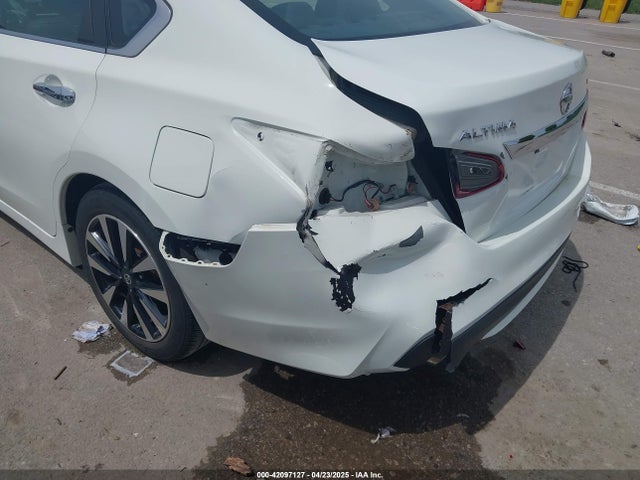 1N4AL3AP5JC148188 Nissan Altima 2.5 Sl