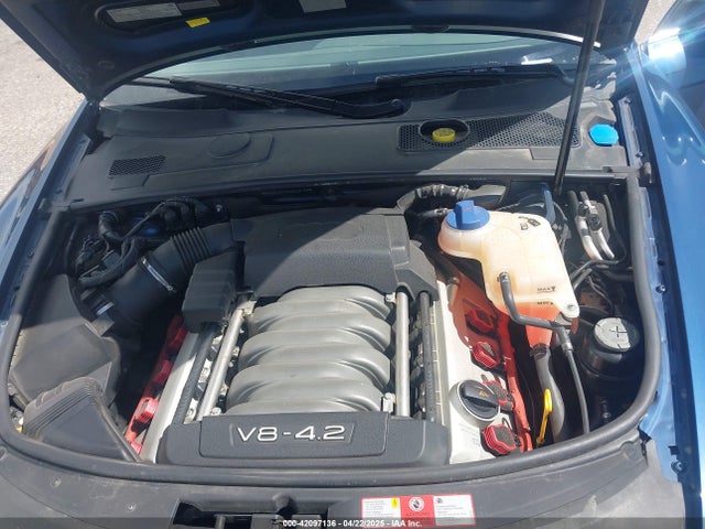 42097136 :رقم المزاد ، WAUDL94F05N028108 vin ، 2005 Audi A6 4.2 مزاد بيع