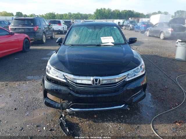 1HGCR2F19HA280717 Honda Accord Sport Se