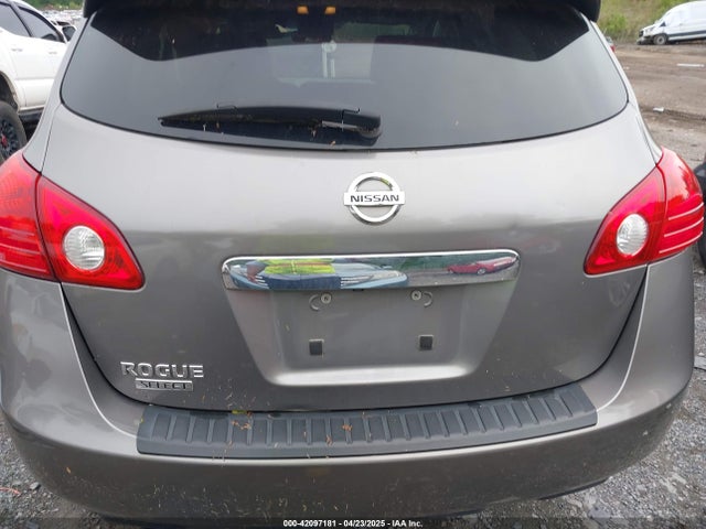JN8AS5MT1FW667962 Nissan Rogue Select S