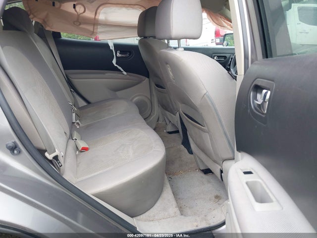 JN8AS5MT1FW667962 Nissan Rogue Select S