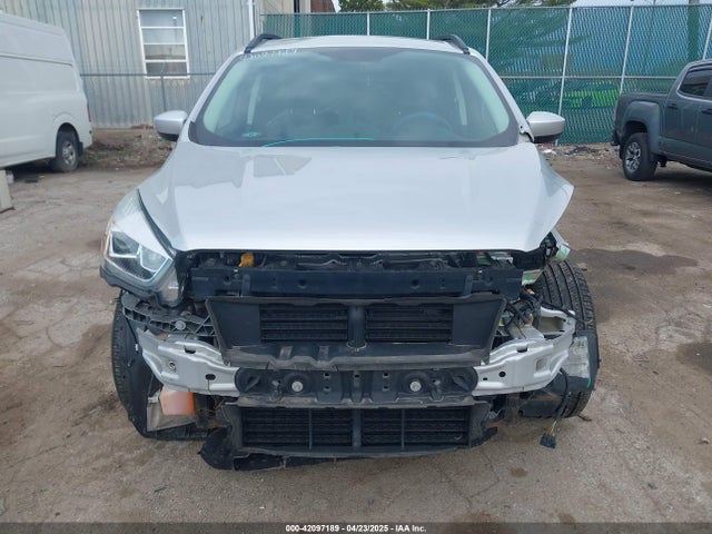 1FMCU9GD7HUB90264 Ford ESCAPE SE