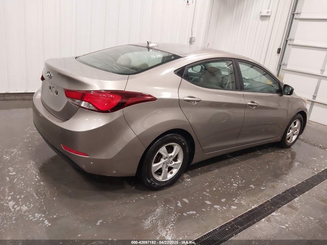 5NPDH4AE5FH631706 Hyundai ELANTRA SE