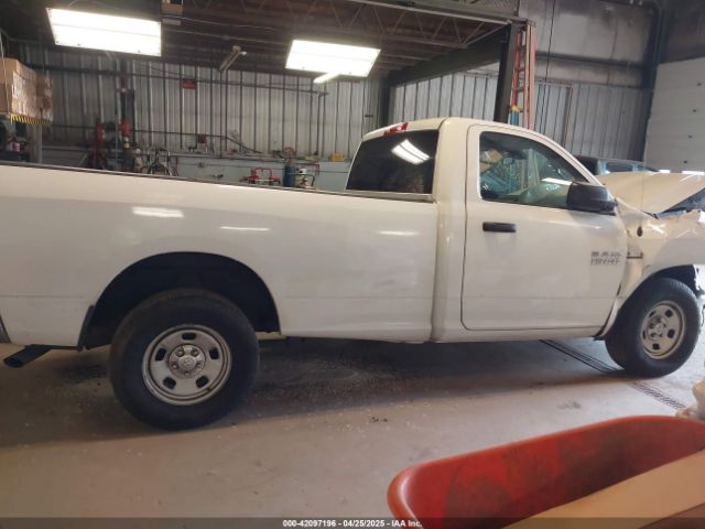 3C6JR6DT2HG704426 RAM 1500 Tradesman