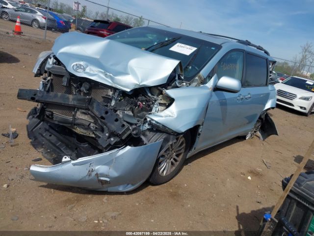 2015 TOYOTA SIENNA 5TDYK3DC3FS609947 Photo 1