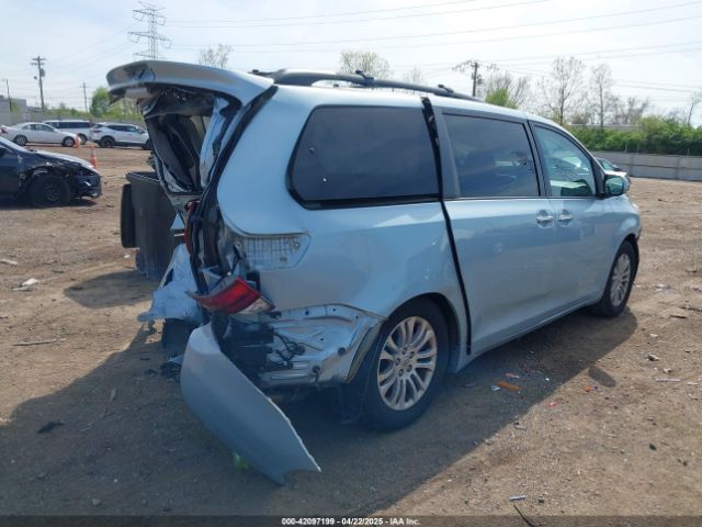 2015 TOYOTA SIENNA 5TDYK3DC3FS609947 Photo 3