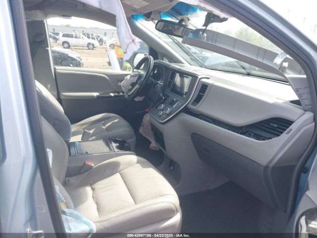 2015 TOYOTA SIENNA 5TDYK3DC3FS609947 Photo 4
