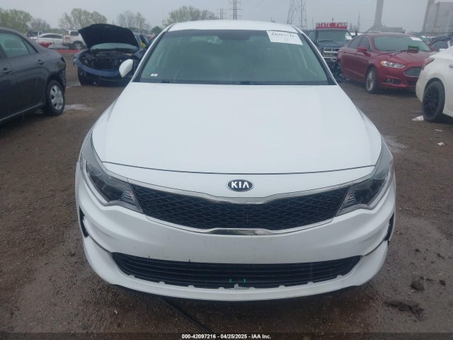 5XXGT4L38JG236267 KIA Optima Lx