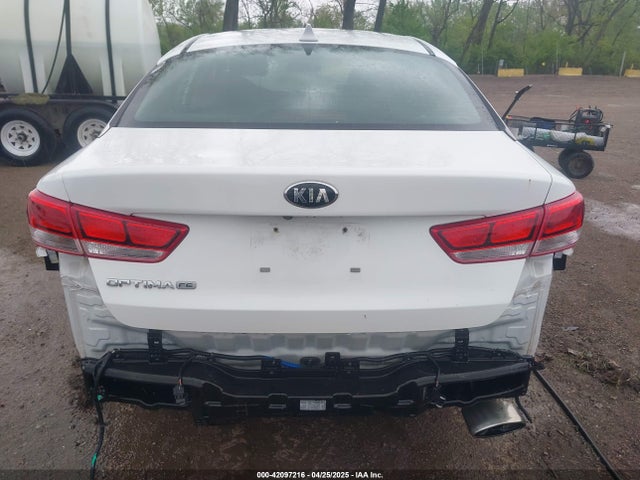 5XXGT4L38JG236267 KIA Optima Lx