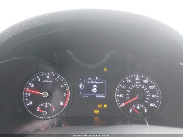 5XXGT4L38JG236267 KIA Optima Lx