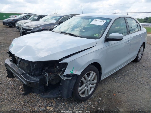 3VW2B7AJ9JM262615 Volkswagen Jetta 1.4t S