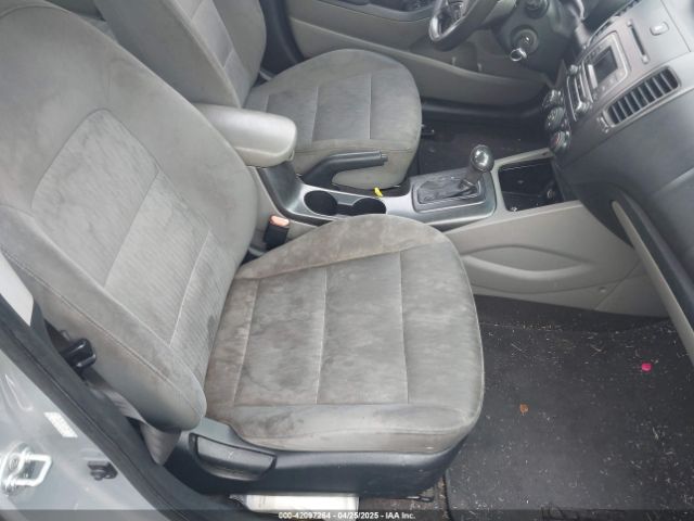 KNAFK4A6XG5481450 KIA FORTE LX