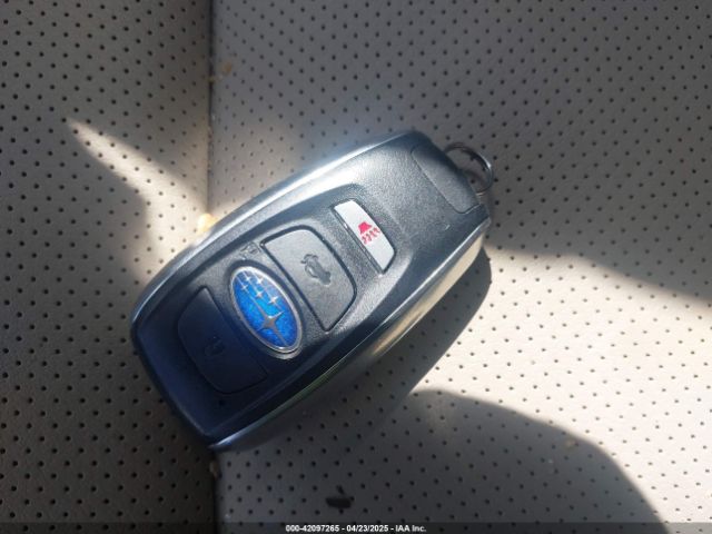 4S4BTANC4L3267567 Subaru Outback Limited