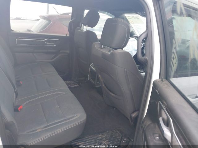 2022 RAM 1500 1C6RREFM1NN326038 Photo 7