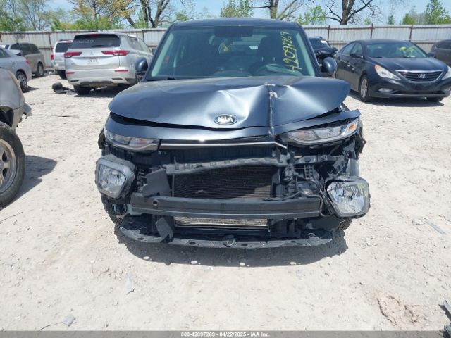 KNDJ23AU3L7057015 KIA SOUL LX