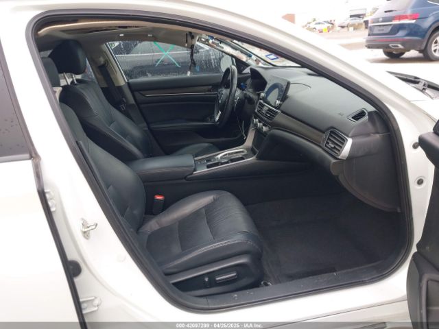 2018 HONDA ACCORD HYBRID 1HGCV3F55JA005033 Photo 4