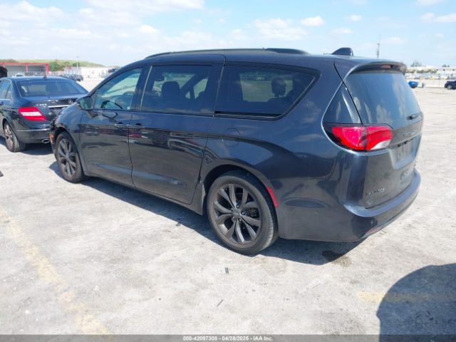 2019 CHRYSLER PACIFICA 2C4RC1GG8KR657371 Photo 2