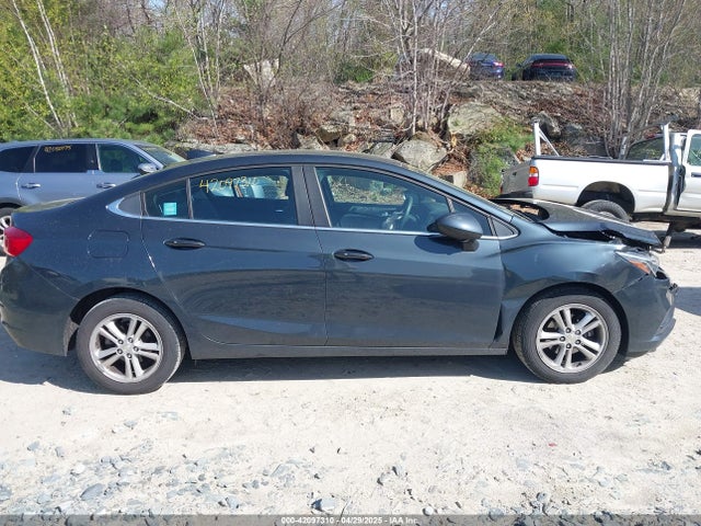 1G1BE5SM6H7174741 Chevrolet Cruze Lt Auto