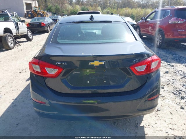 1G1BE5SM6H7174741 Chevrolet Cruze Lt Auto