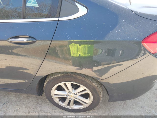 1G1BE5SM6H7174741 Chevrolet Cruze Lt Auto