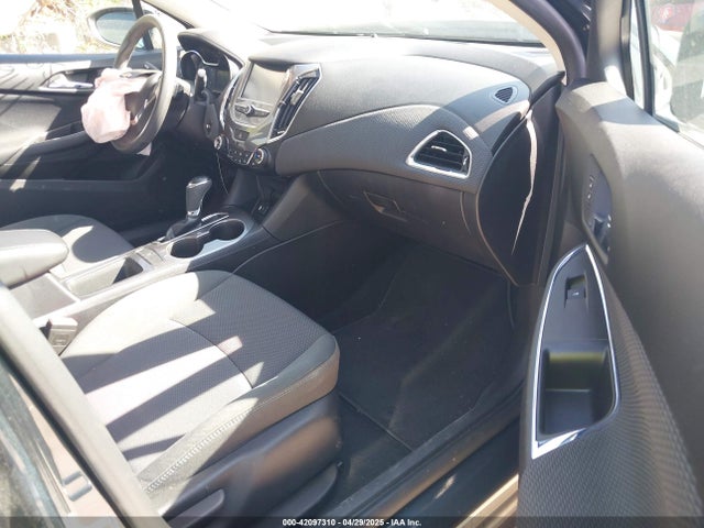 1G1BE5SM6H7174741 Chevrolet Cruze Lt Auto