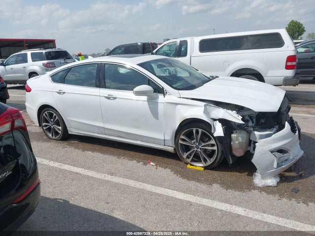 42097329 :رقم المزاد ، 3FA6P0D99LR192821 vin ، 2020 Ford Fusion Titanium مزاد بيع