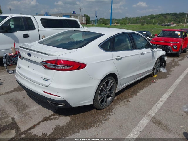 42097329 :رقم المزاد ، 3FA6P0D99LR192821 vin ، 2020 Ford Fusion Titanium مزاد بيع