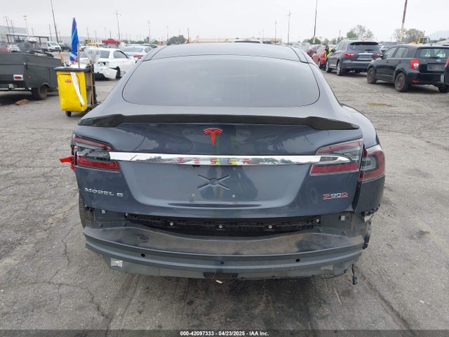 Tesla 2016 2016 5YJSA1E45GF143853 Image 17