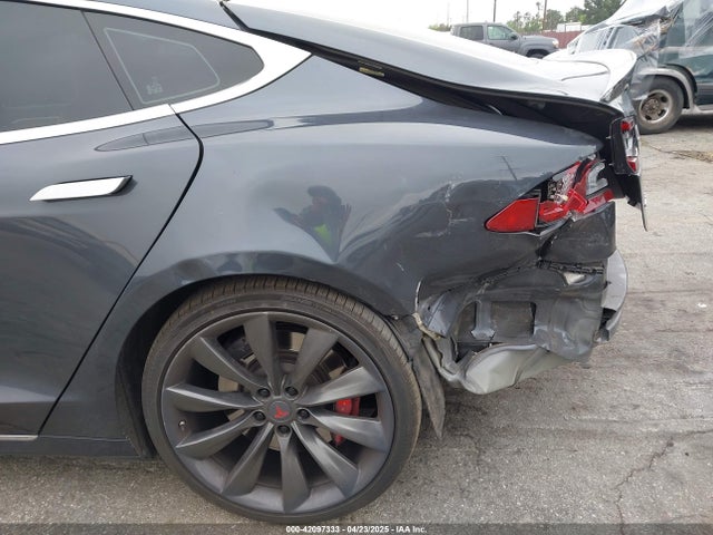 Tesla 2016 2016 5YJSA1E45GF143853 Image 21