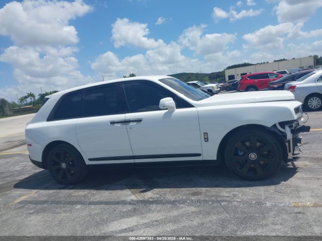 SLATV4C09PU220426 Rolls-Royce Cullinan