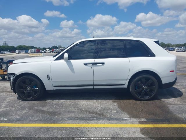 SLATV4C09PU220426 Rolls-Royce Cullinan