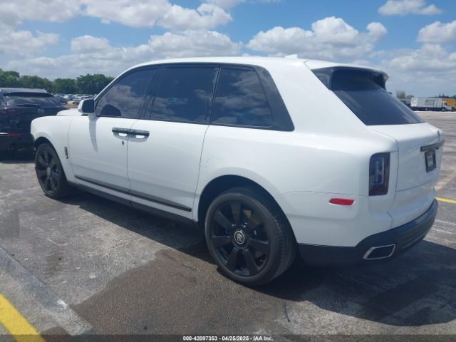 SLATV4C09PU220426 Rolls-Royce Cullinan