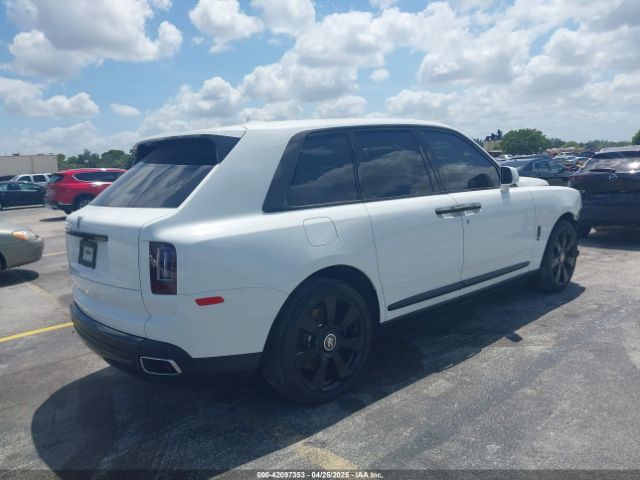 SLATV4C09PU220426 Rolls-Royce Cullinan