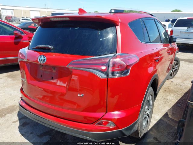 JTMZFREV1GJ064440 Toyota RAV4 LE
