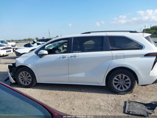 5TDJRKEC7PS163115 Toyota SIENNA XLE