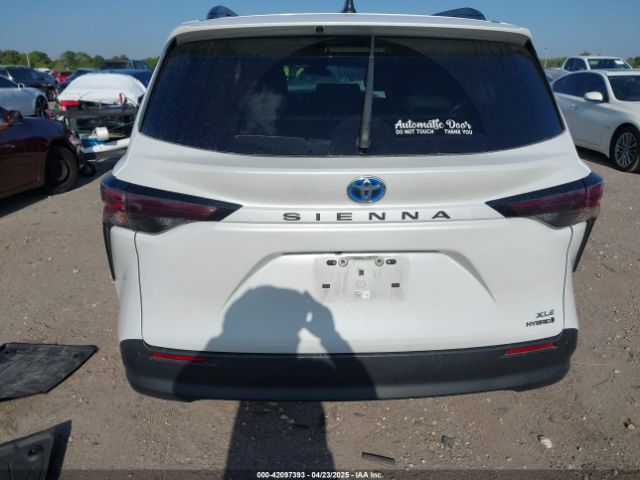 5TDJRKEC7PS163115 Toyota SIENNA XLE